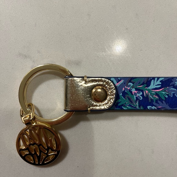 Never used without tags Lilly Pulitzer blue keyring - Picture 4 of 6